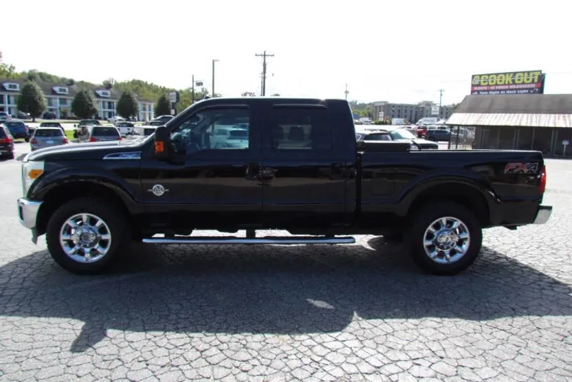 2016 Ford F-250 Lariat photo 1