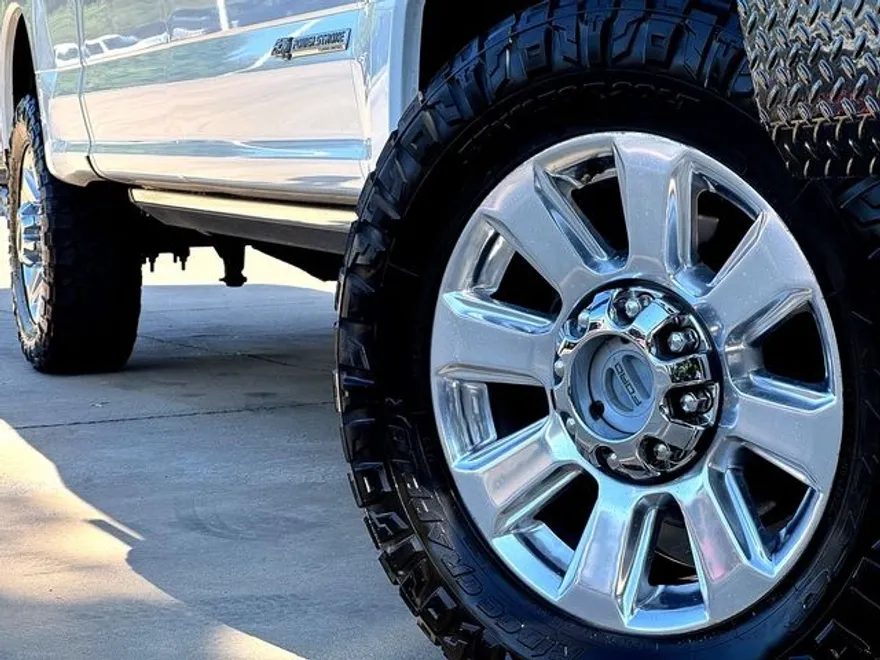 2020 Ford F-250 Platinum photo 1