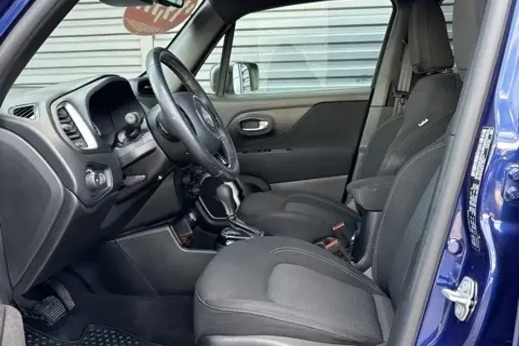 2021 Jeep Renegade Latitude photo 1