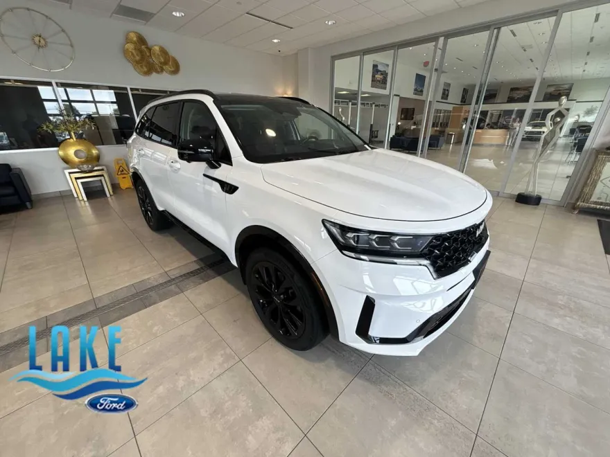 2022 Kia Sorento SX photo 1