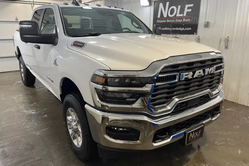 2025 Ram 2500 Big Horn photo 1