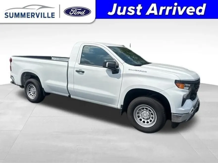 2024 Chevrolet Silverado 1500 photo 1