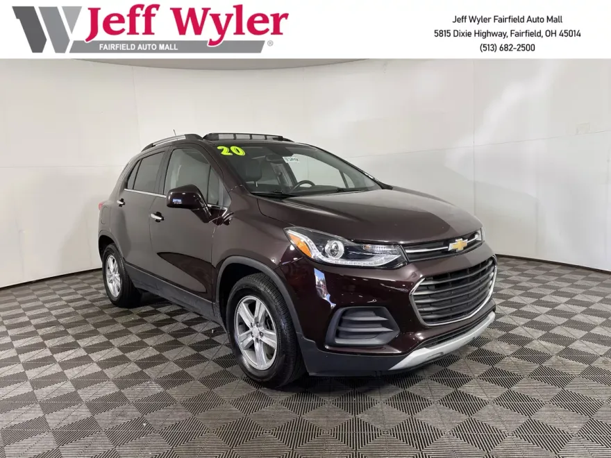 2020 Chevrolet Trax LT photo 1