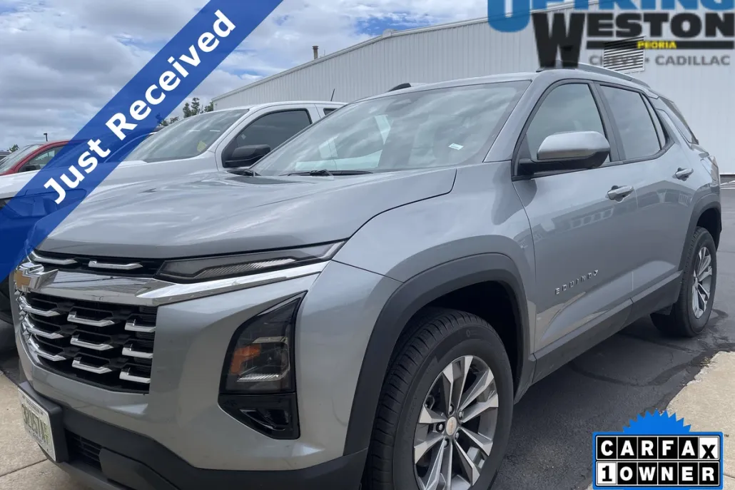 2025 Chevrolet Equinox LT photo 1