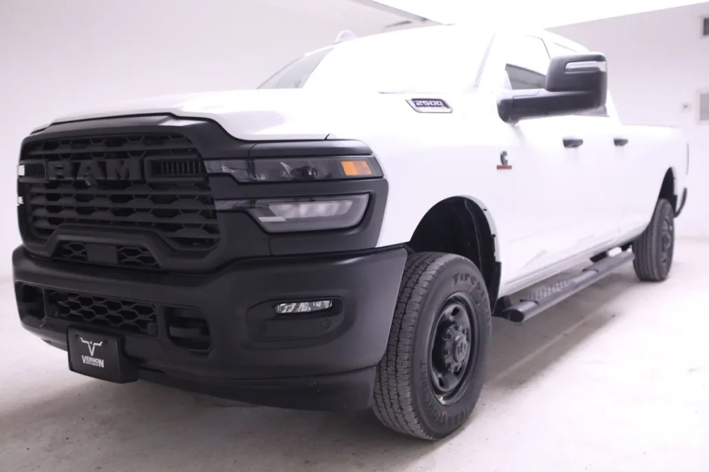 2025 Ram 2500 Tradesman photo 1