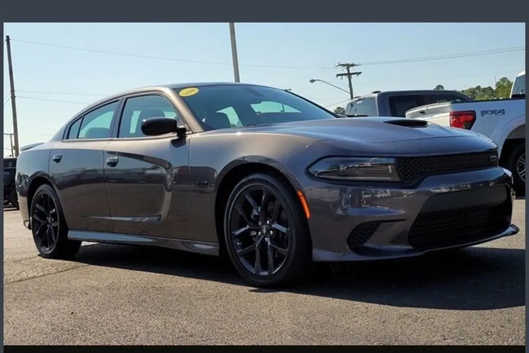 2023 Dodge Charger R/T photo 1