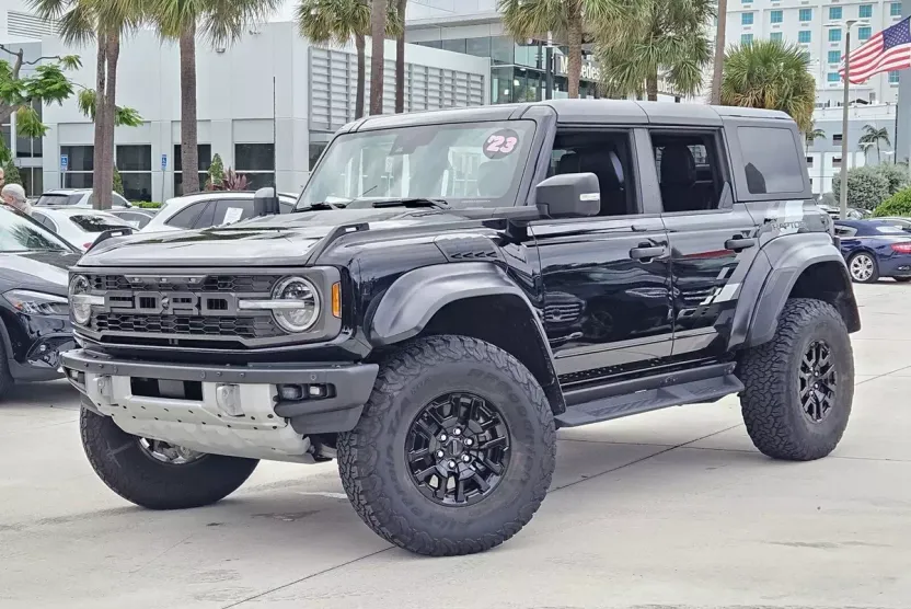 2023 Ford Bronco Raptor photo 1