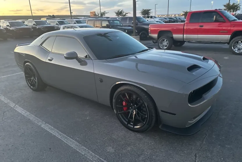 2023 Dodge Challenger SRT8 Hellcat photo 1
