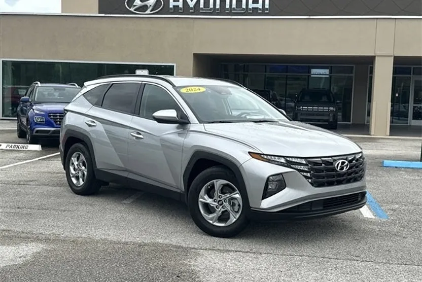 2024 Hyundai Tucson SEL photo 1