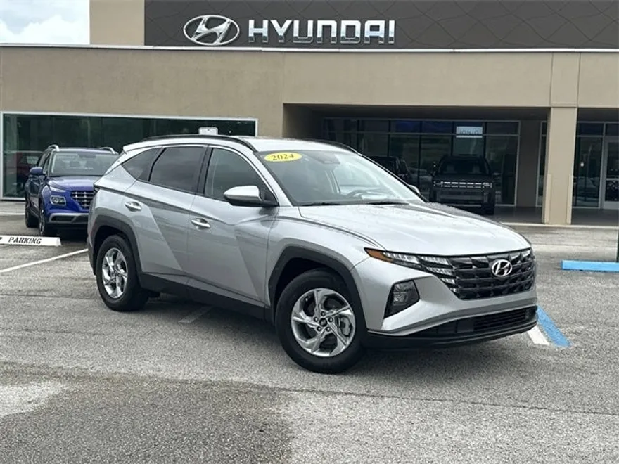 2024 Hyundai Tucson SEL photo 1