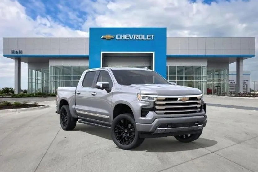 2025 Chevrolet Silverado 1500 High Country photo 1