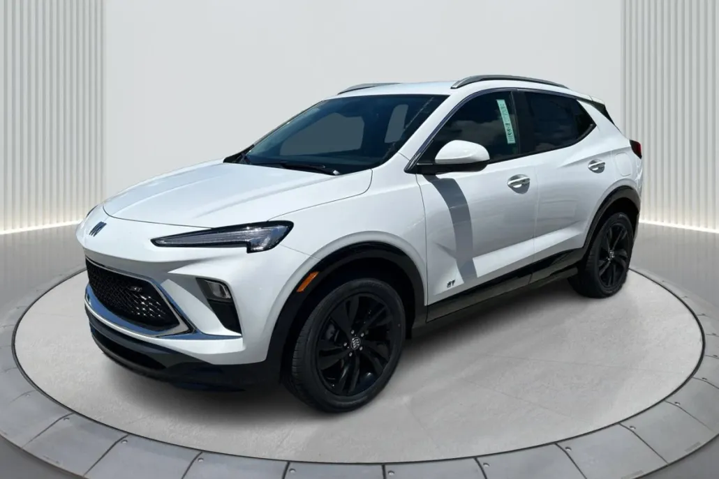 2026 Buick Encore GX Sport Touring photo 1
