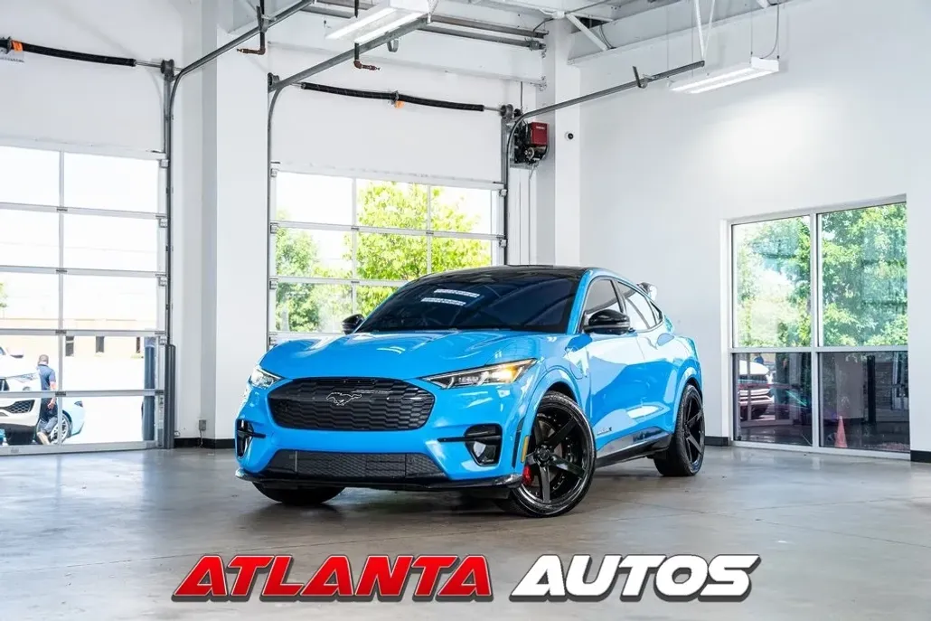 2023 Ford Mustang Mach-E GT photo 1