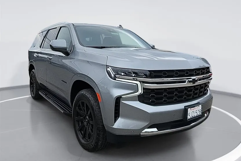 2023 Chevrolet Tahoe LS photo 1