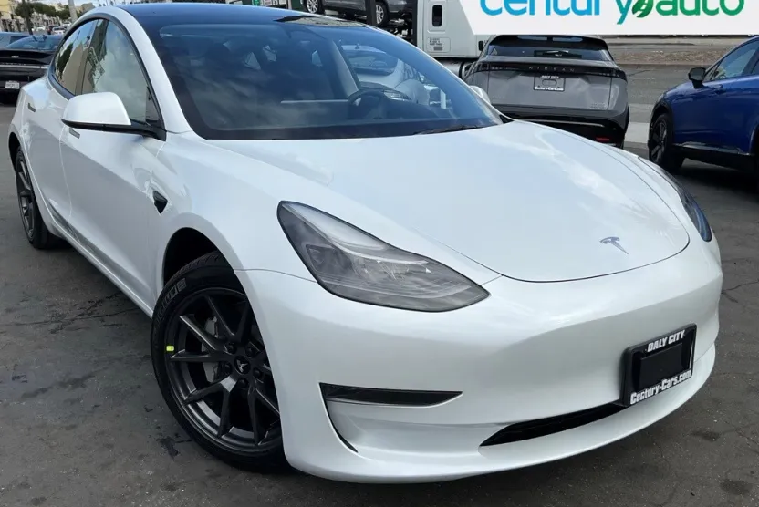 2022 Tesla Model 3 photo 1
