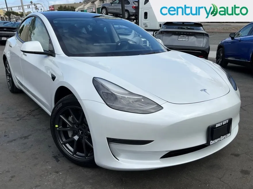 2022 Tesla Model 3 photo 1