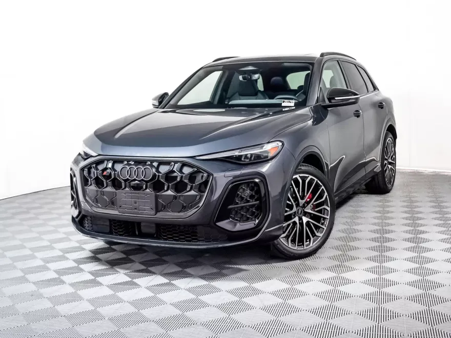2025 Audi SQ5 Premium Plus photo 1
