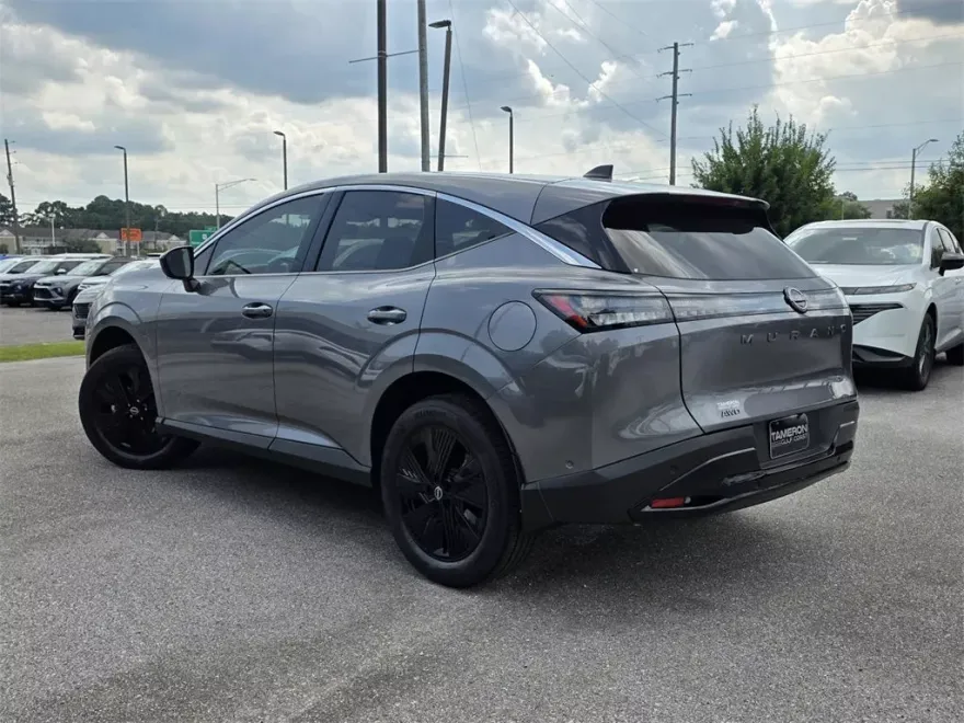 2025 Nissan Murano SV photo 1