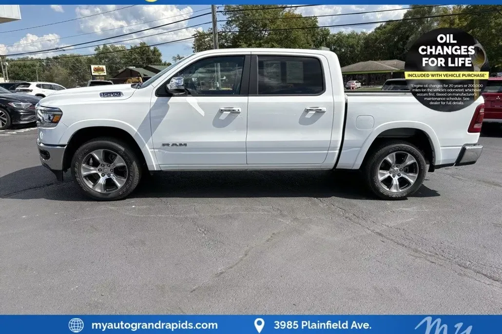 2022 Ram 1500 Laramie photo 1