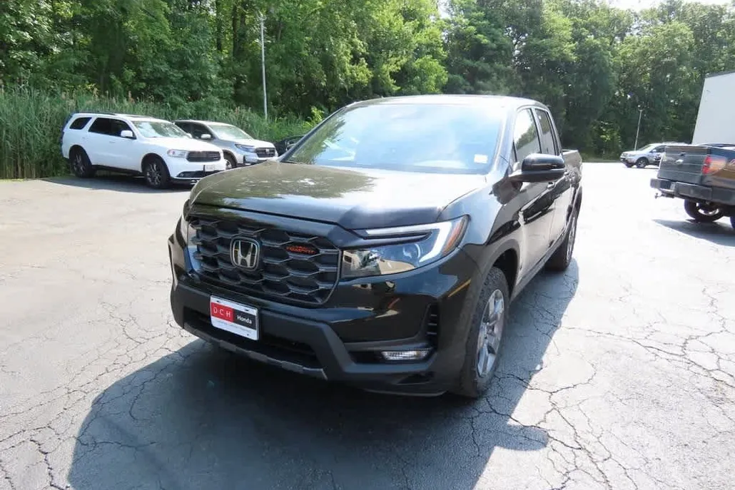 2026 Honda Ridgeline TrailSport photo 1