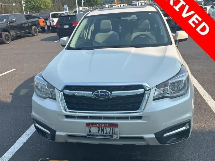 2017 Subaru Forester Premium photo 1