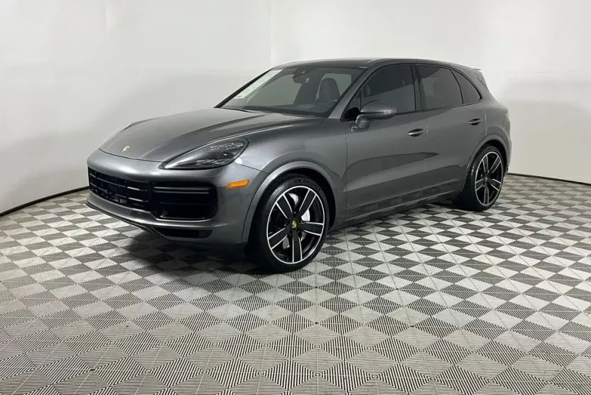 2020 Porsche Cayenne Turbo photo 1
