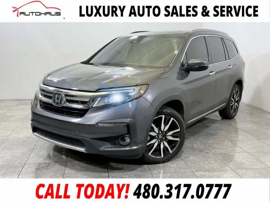 2020 Honda Pilot Touring photo 1