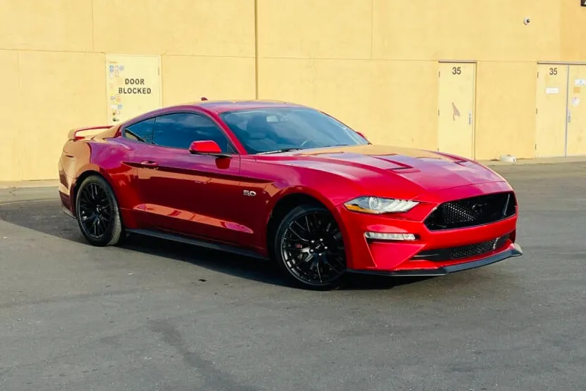 2020 Ford Mustang GT photo 1
