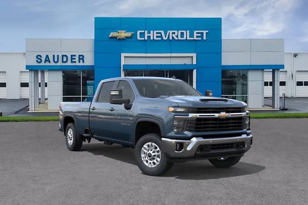 2025 Chevrolet Silverado 2500HD LT photo 1