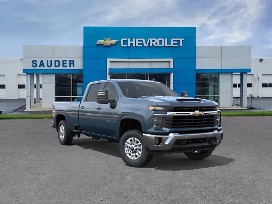 2025 Chevrolet Silverado 2500HD LT photo 1