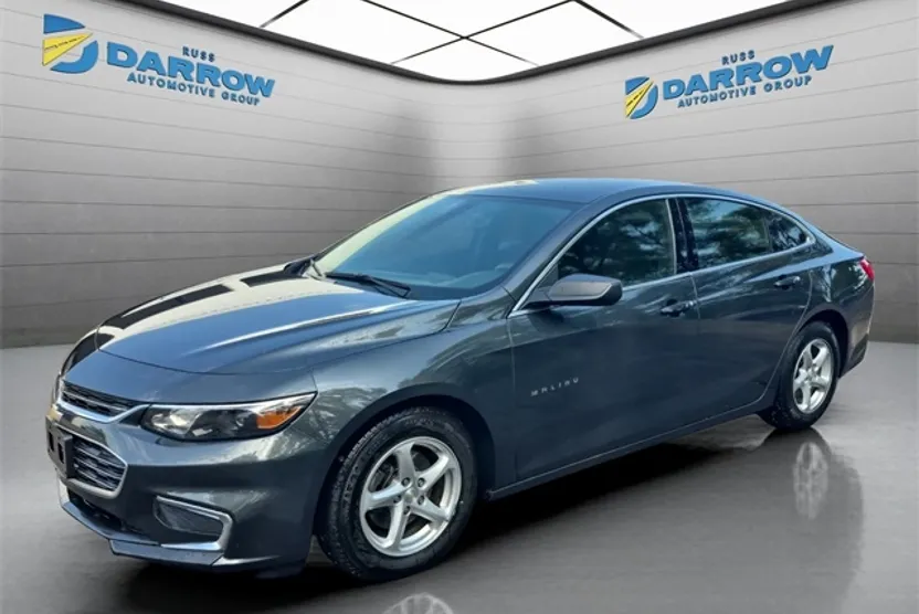 2017 Chevrolet Malibu photo 1
