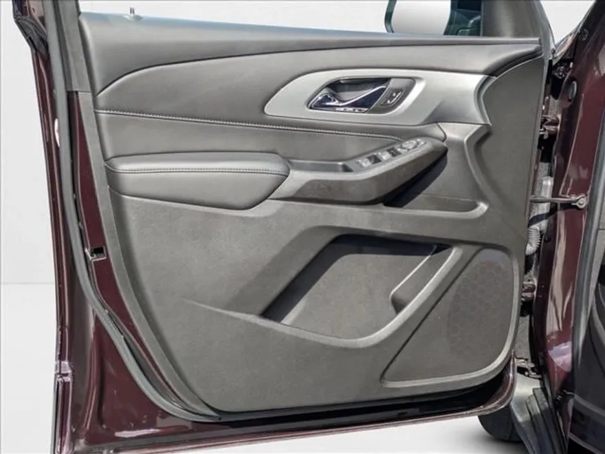 2022 Chevrolet Traverse Cloth photo 1