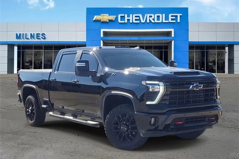 2025 Chevrolet Silverado 2500HD LT photo 1