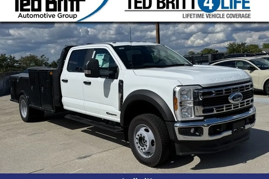 2025 Ford F-450 photo 1