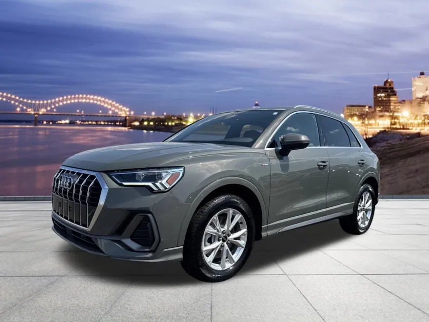 2025 Audi Q3 45 TFSI S line Premium photo 1