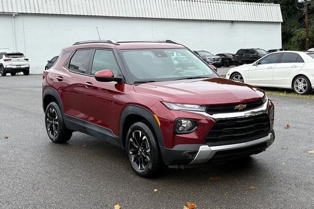 2023 Chevrolet Trailblazer LT photo 1