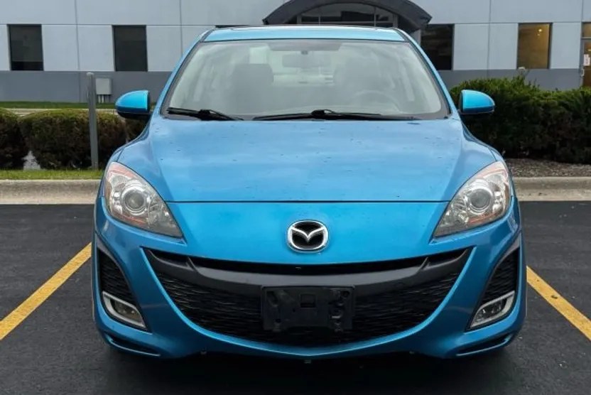2010 Mazda Mazda3 i Sport Sedan photo 1