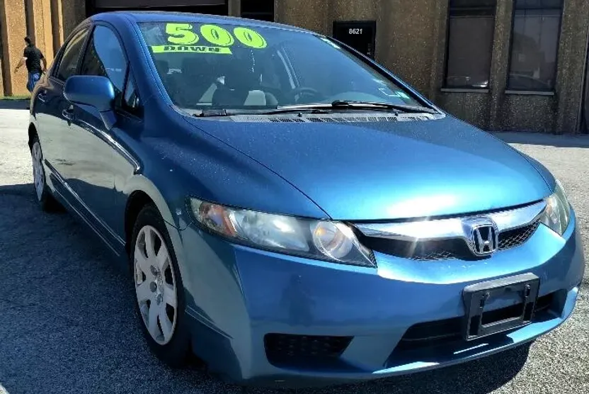 2011 Honda Civic LX photo 1