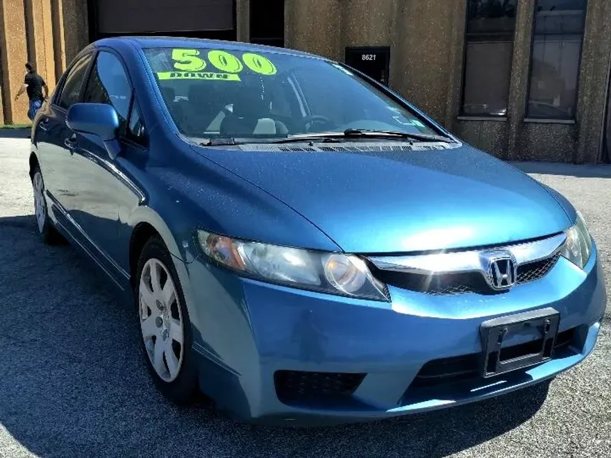 2011 Honda Civic LX photo 1