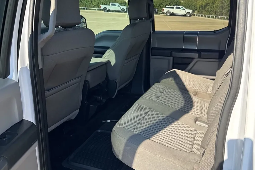 2015 Ford F-150 XLT photo 1