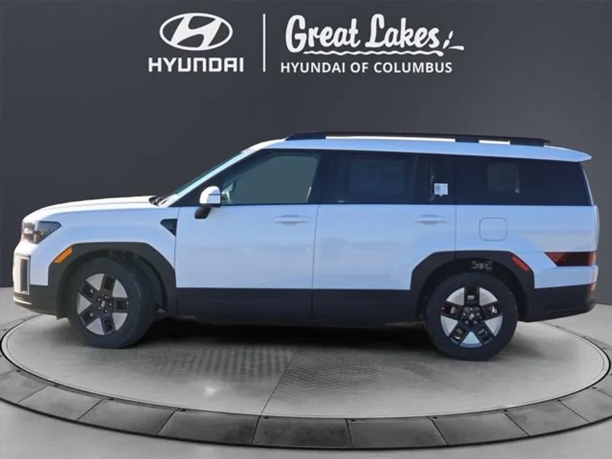 2025 Hyundai Santa Fe SEL photo 1