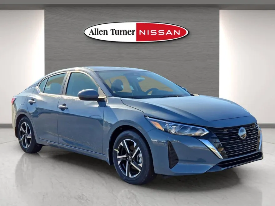 2025 Nissan Sentra SV photo 1