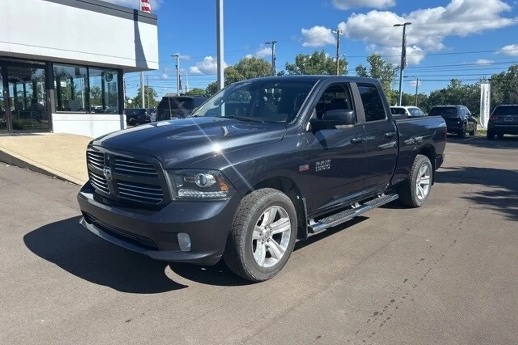 2016 Ram 1500 Sport photo 1