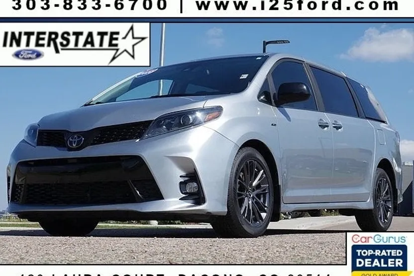 2020 Toyota Sienna photo 1