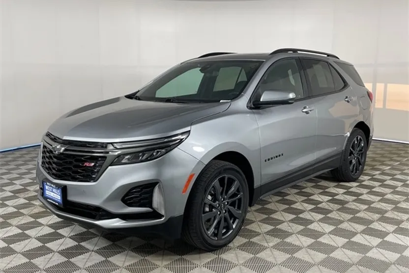 2023 Chevrolet Equinox RS photo 1