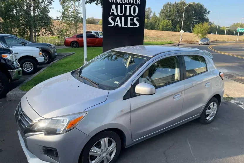 2021 Mitsubishi Mirage ES LE SE photo 1
