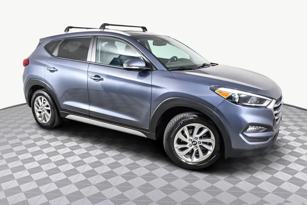2017 Hyundai Tucson SE Plus Sport photo 1