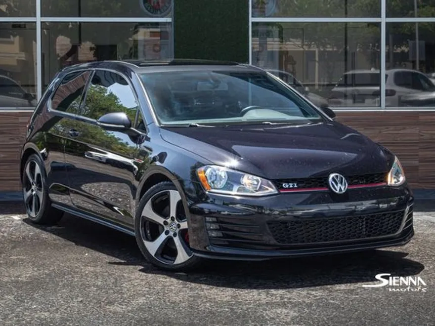 2015 Volkswagen Golf GTI photo 1
