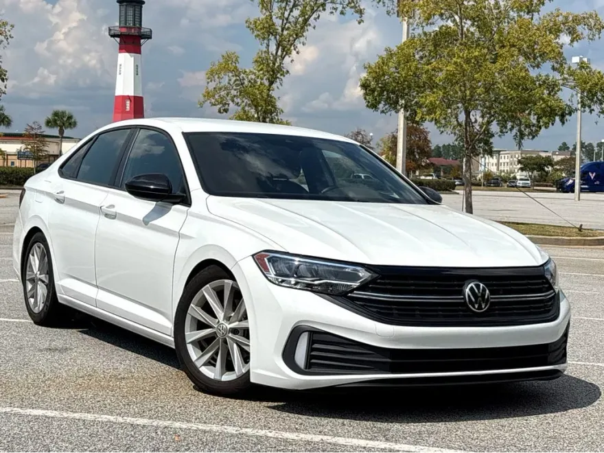 2023 Volkswagen Jetta 1.5T Sport photo 1
