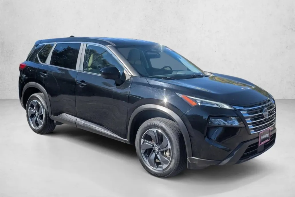 2024 Nissan Rogue SV photo 1